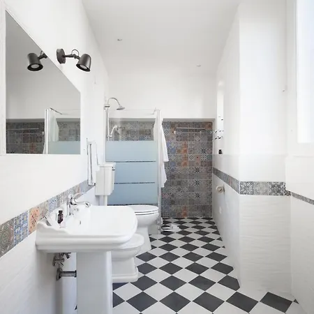 Guest house Crispi 2*